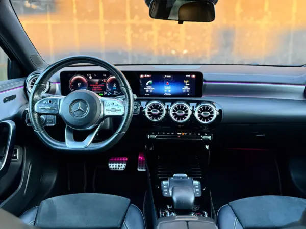 Mercedes-Benz A 250 e 8G-DCT Edition AMG Line 29