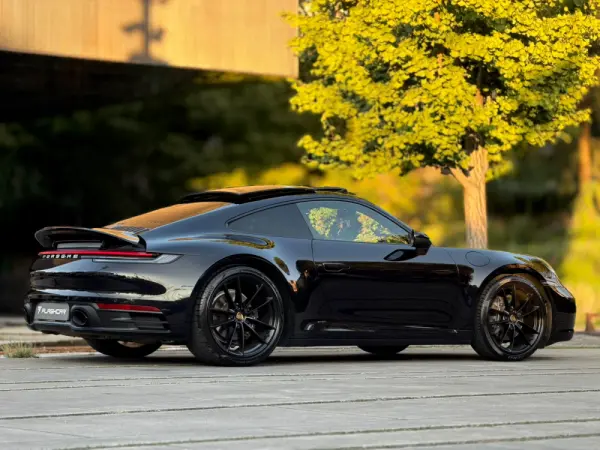 Porsche 911 (992) Carrera 4 PDK 52
