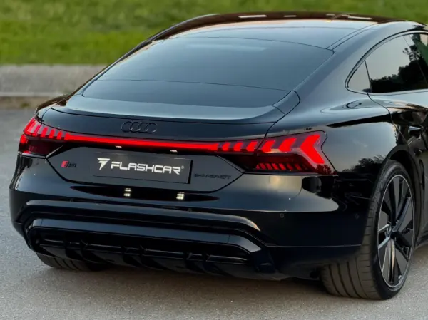 Audi e-tron GT quattro 81