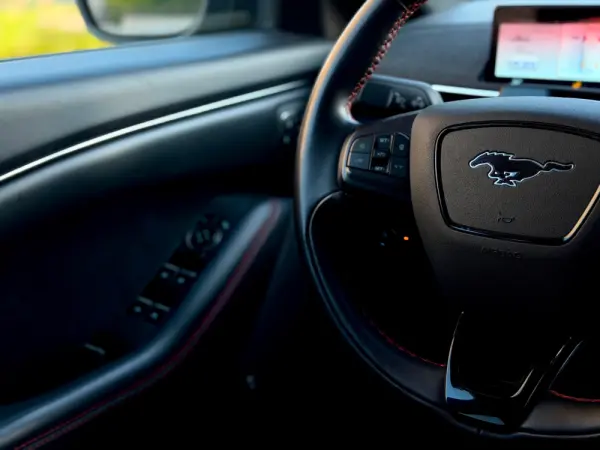 Ford Mustang Mach-E 75.7 kWh AWD RSK 36