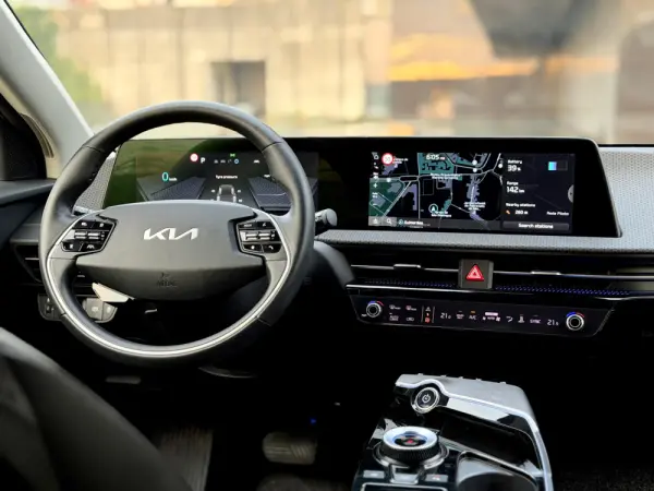 Kia EV6 77.4 kWh Earth 6