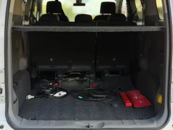 Nissan e-NV200 Combi 5L Comfort 2 Portas 21