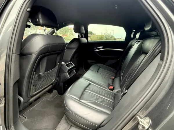 Audi e-tron Sportback 55 quattro S line 10
