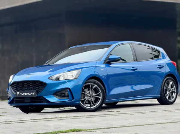 Ford Focus 1.0 EcoBoost ST-Line 22