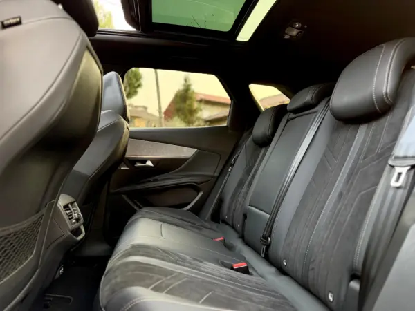 Peugeot 3008 1.6 Hybrid4 GT Line e-EAT8 40