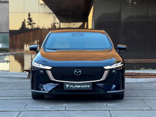 Mazda 6e 68.8 kWh Takumi Plus 5
