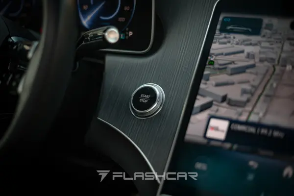 Mercedes-Benz EQE 300 AMG LINE 7