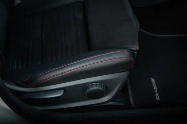 Mercedes-Benz CLA 220 Shooting Brake d 4Matic 7G-DCT AMG Line 33