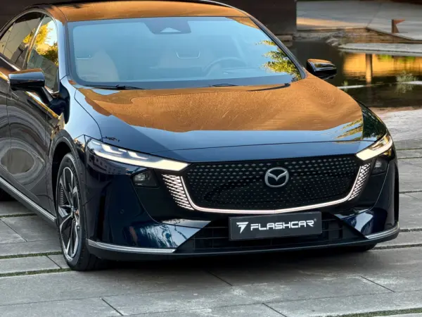 Mazda 6e 68.8 kWh Takumi Plus 49