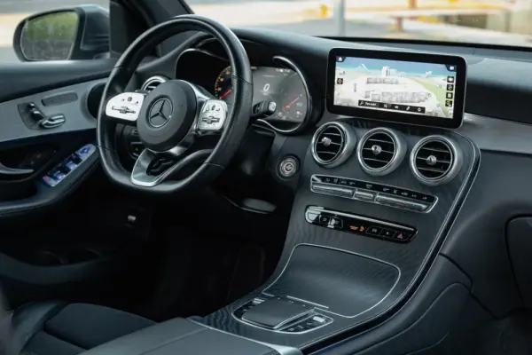 Mercedes-Benz GLC 300 de 4Matic 12