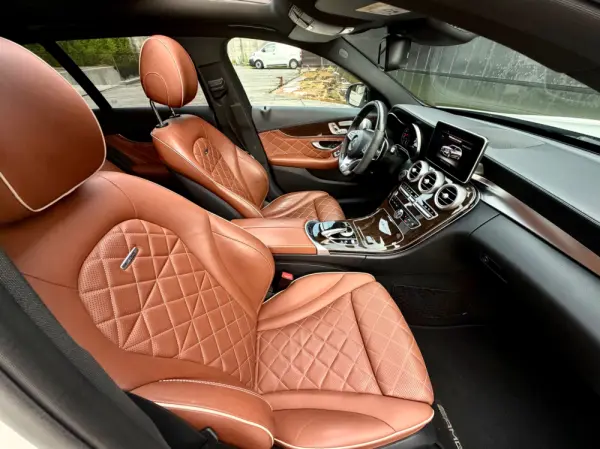 Mercedes-Benz C 63 AMG S 19