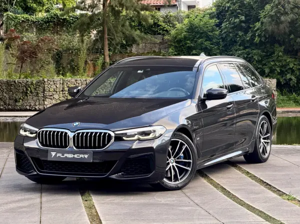 BMW 520 e Pack M 5