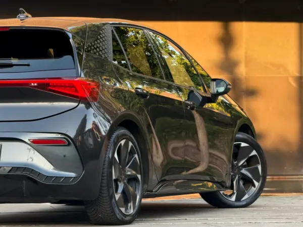 Cupra Born 77 kWh e-Boost Plus 47