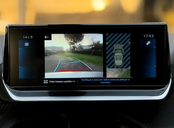 Peugeot 2008 1.2 PureTech GT EAT8 37