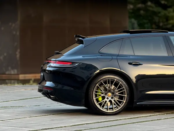Porsche Panamera Sport Turismo 4 E-Hybrid Platinum Edition PDLS 7
