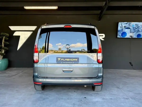 Volkswagen Caddy Maxi 2.0 TDi BM Highline 7L 13