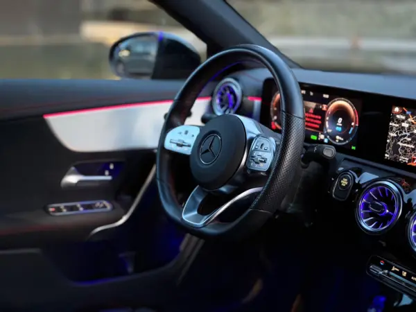 Mercedes-Benz CLA 250 e 8G-DCT AMG Line 6