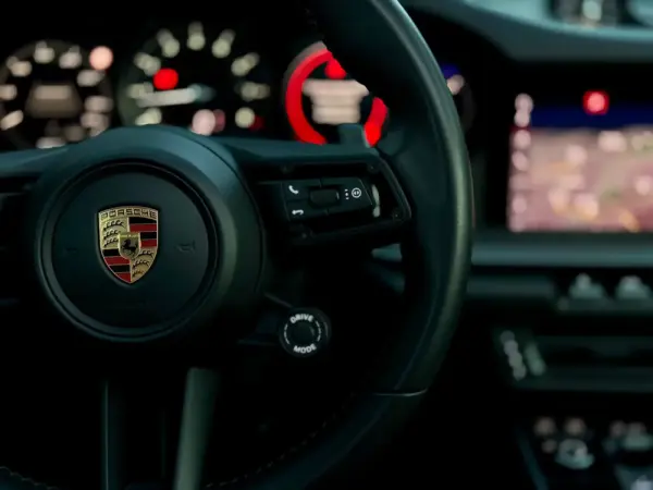 Porsche 911 (992) Carrera 4 PDK 16