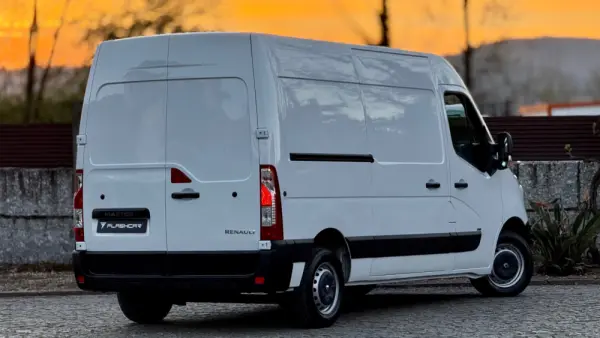 Renault Master E-Tech L2H2 3T5 Advance Autonomia Urbana 15