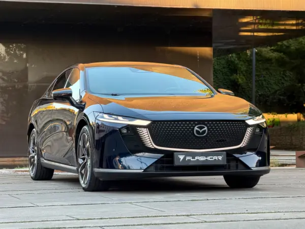 Mazda 6e 68.8 kWh Takumi Plus 51