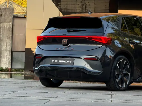 Cupra Born 77 kWh e-Boost Plus 44