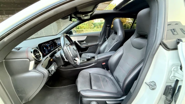 Mercedes-Benz CLA 200 AMG LOOK 35AMG 7