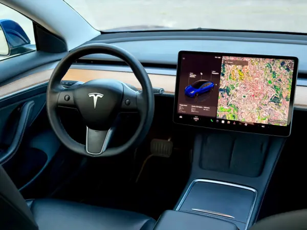 Tesla Model 3 Long Range AWD Dual Motor 19