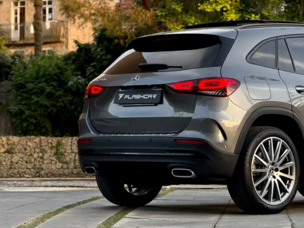 Mercedes-Benz GLA 250 e 8G-DCT AMG Line 4