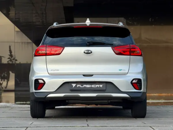 Kia Niro 1.6GDI HEV (Híbrido) TX 30