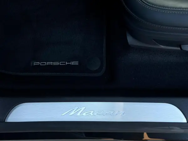 Porsche Macan Electric 50