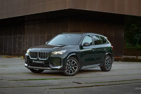 BMW X1 xDrive30e 11