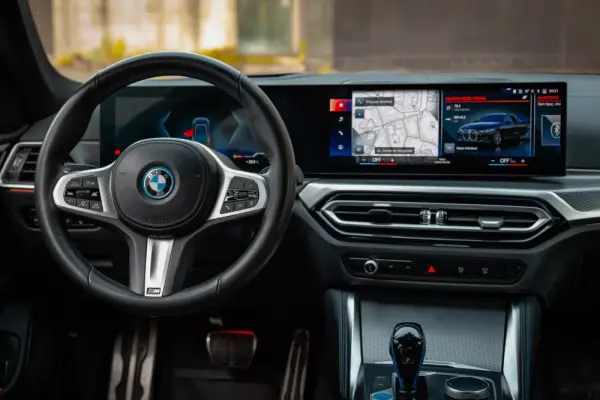 BMW i4 eDrive40 Pack Desportivo M 8