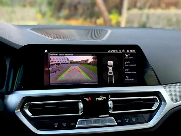 BMW 320 e Pack Desportivo M Auto 16