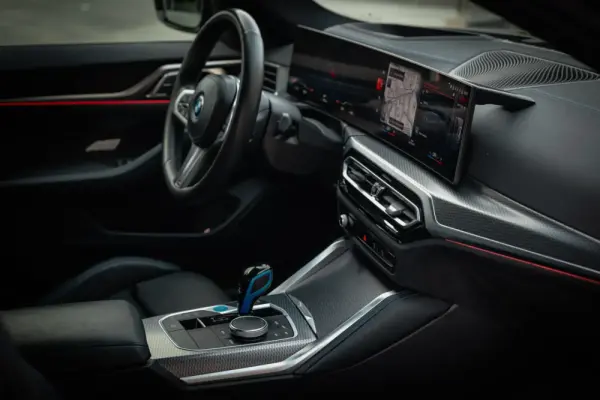 BMW i4 eDrive40 Pack Desportivo M 41