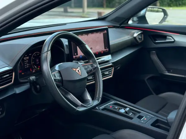 Cupra Formentor 1.4 e-Hybrid DSG VZ 7