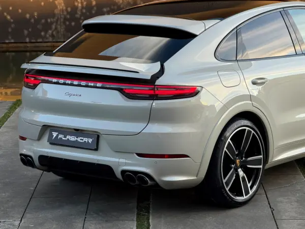 Porsche Cayenne Coupé E-Hybrid Platinum Edition 55