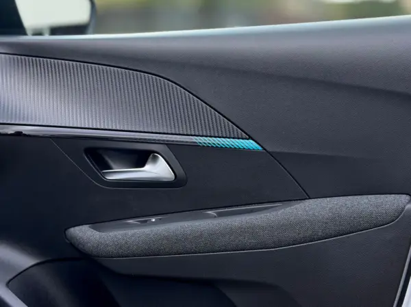 Peugeot 208 1.2 PureTech Allure Pack 30