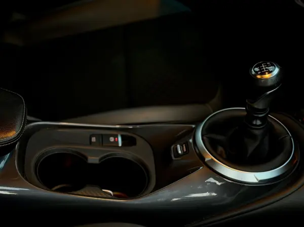 Nissan Juke 1.0 DIG-T N-Design Black 14