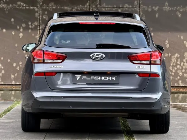 Hyundai i30 SW 1.6 CRDi Style+Navi 22