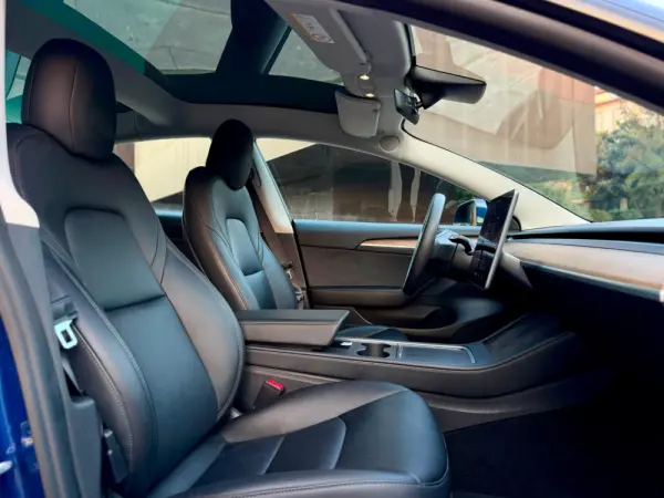 Tesla Model 3 Long Range AWD Dual Motor 4