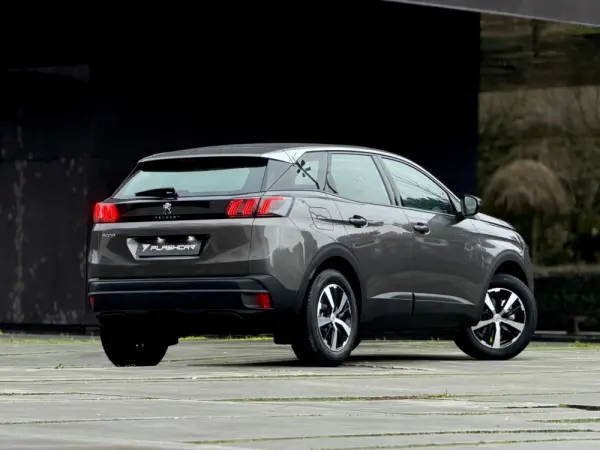 Peugeot 3008 1.2 PureTech Allure Pack EAT8 17