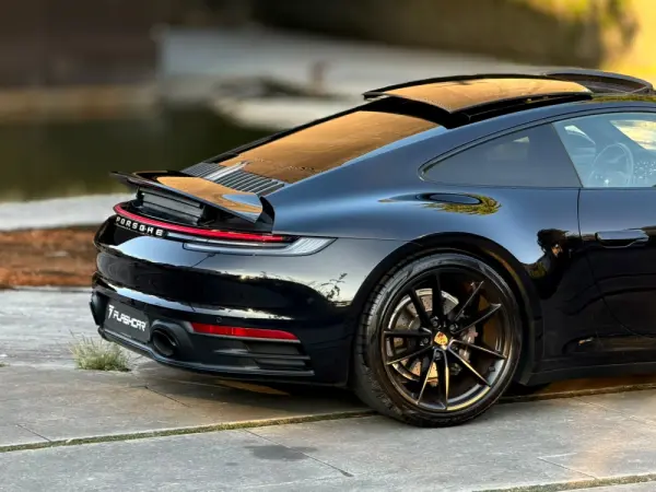 Porsche 911 (992) Carrera 4 PDK 60