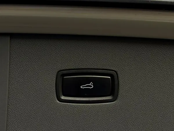 Porsche Cayenne Coupé E-Hybrid Platinum Edition 13