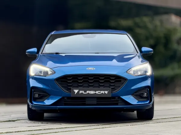 Ford Focus 1.0 EcoBoost ST-Line 5