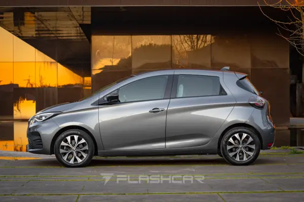 Renault Zoe (c/ Bateria) Z.E. 50 INTENS 11