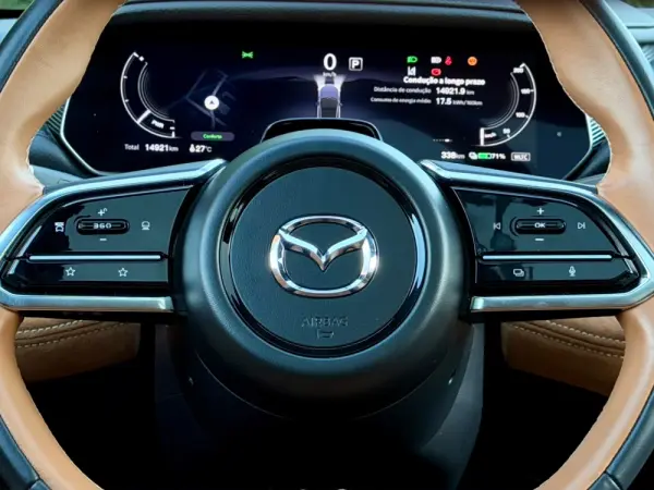 Mazda 6e 68.8 kWh Takumi Plus 31