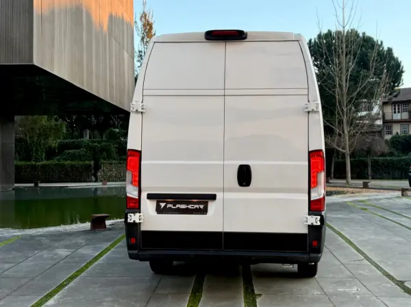 Citroën Jumper 2.2 BlueHDi 35 Heavy L4 CD 16