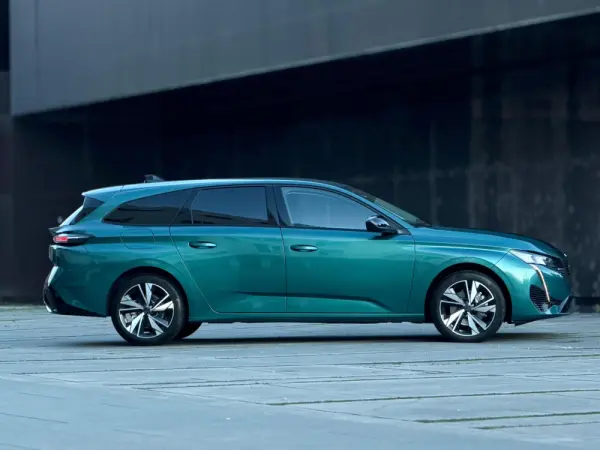 Peugeot 308 SW 1.2 PureTech Allure EAT6 47