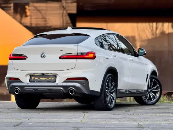BMW X4 20 d xDrive xLine Pack M Auto 2