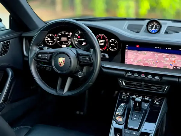 Porsche 911 (992) Carrera 4 PDK 20